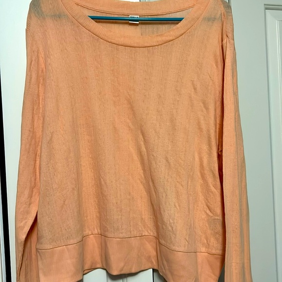 NWT old navy peach long sleeve T-shirt - Picture 1 of 3